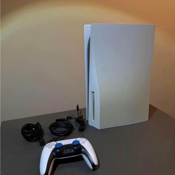 Ps 5 available - Picture 2 of 6